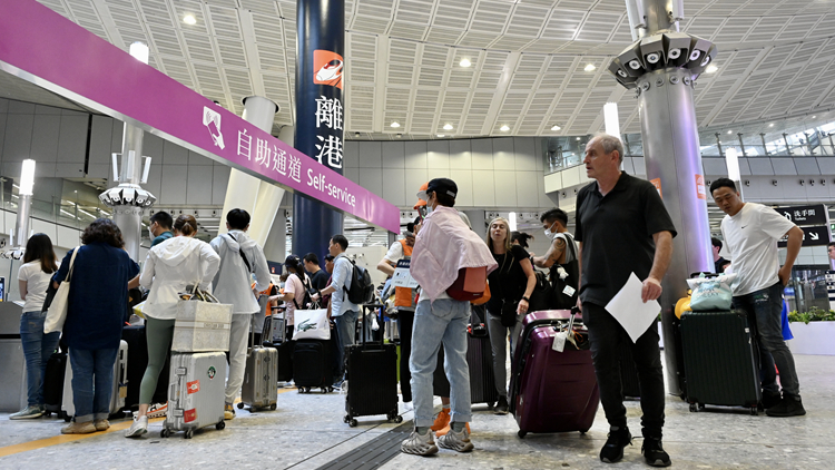 李家超：6·15起香港來往京滬普速直通車改用高鐵動臥列車 出行時間減半