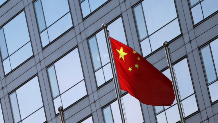 【鑪峰遠眺】香港須同內地同胞一起堅信國家