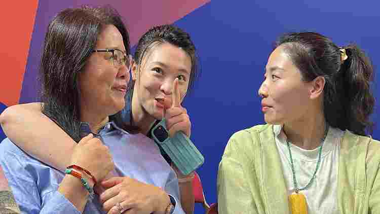 有片丨現場直擊！郎平現身女排香港站現場 魏秋月、惠若琪亦到場觀賽