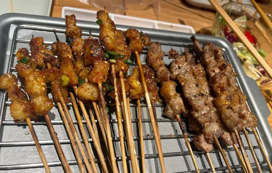 旺角一餐廳爆食物中毒 8人食烤蠔和烤羊串出現腹瀉發燒