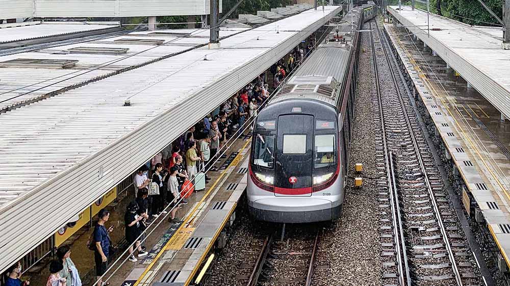 港鐵整體票價即日起加3.09%