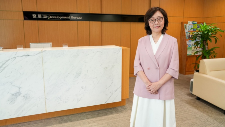 甯漢豪﹕精簡地契續期程序便民利商