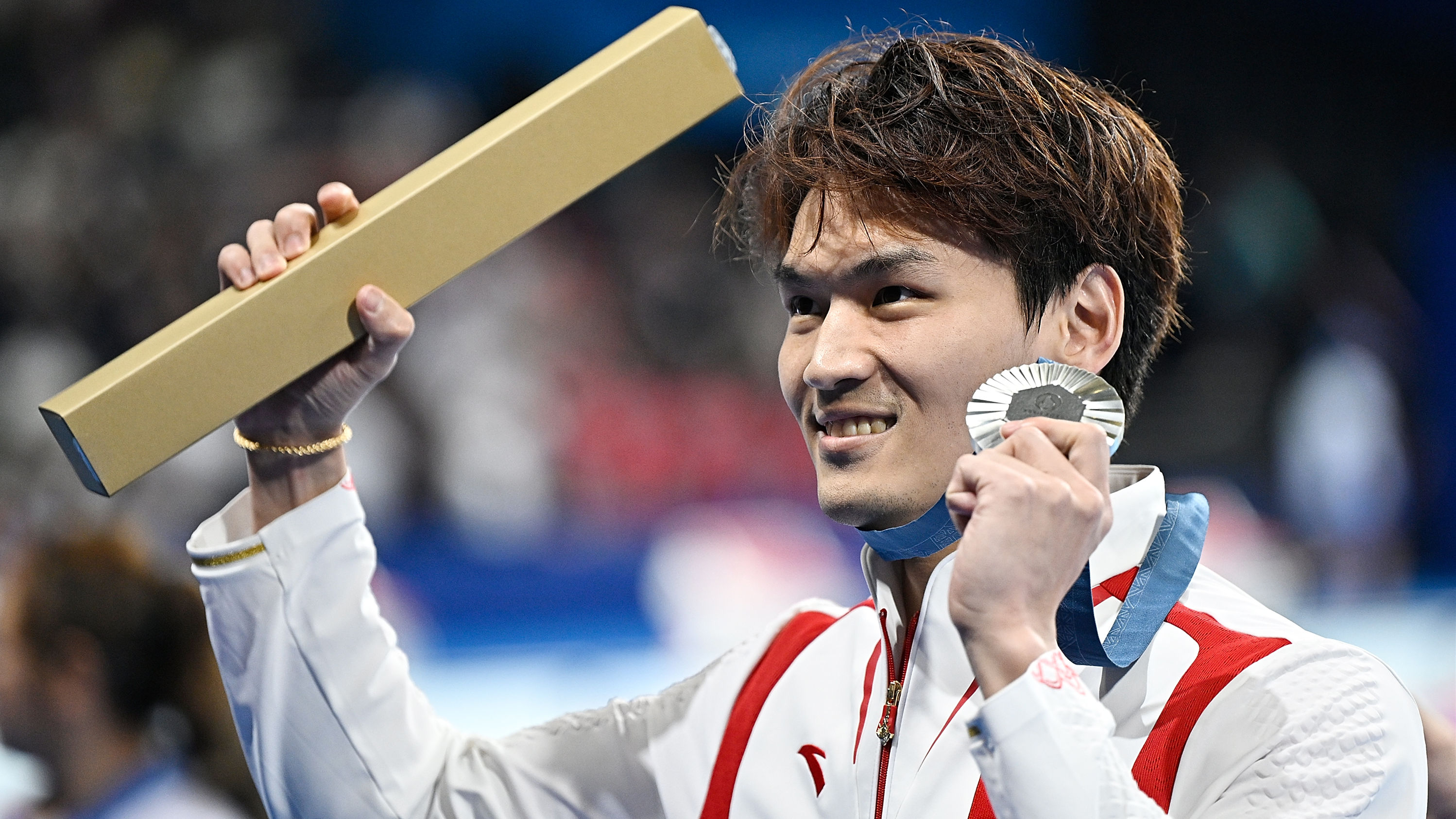 巴黎奧運︱游泳綜合：徐嘉余、唐錢婷各奪一銀