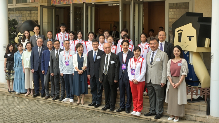 內地奧運健兒分兵分多路 到消防及救護學院、體院及聖保羅書院交流