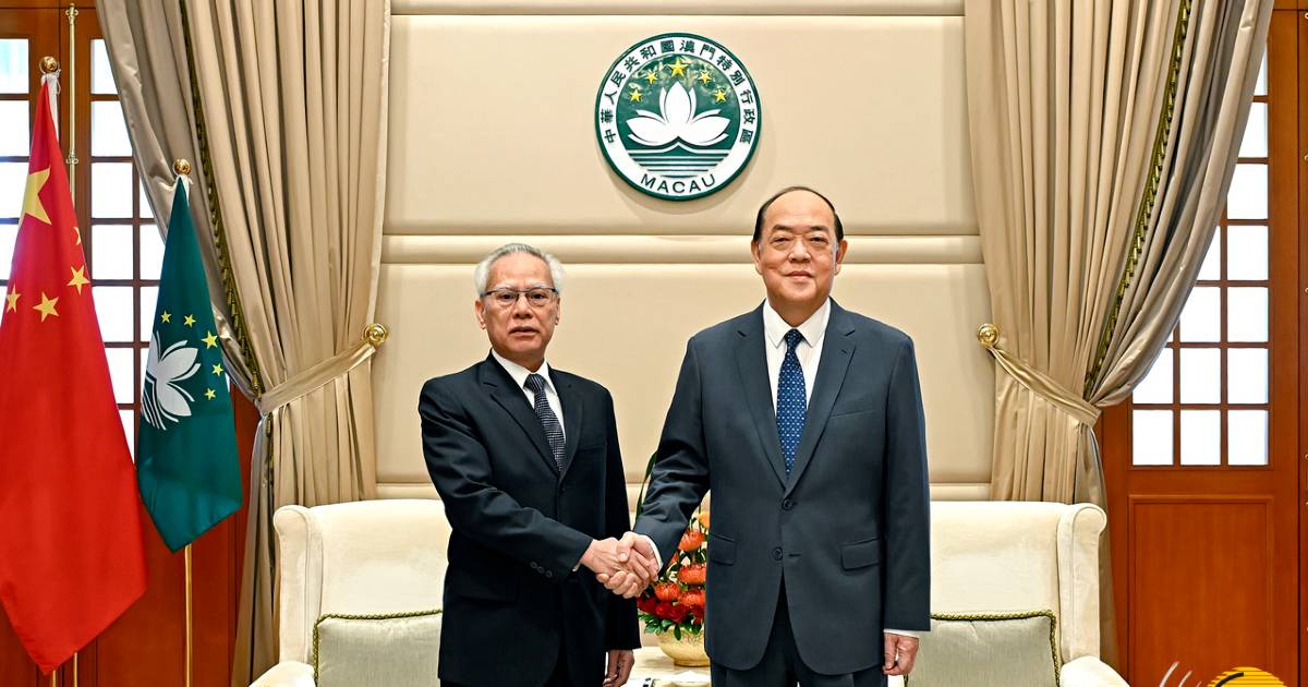 賀一誠與岑浩輝會面 承諾全力支持和配合新一屆政府