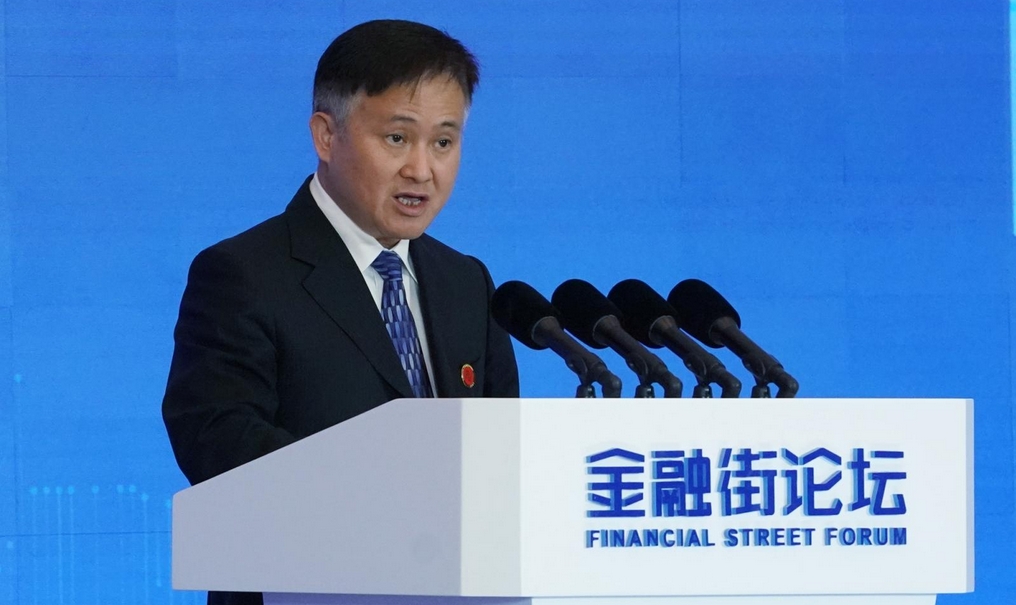 潘功勝：年底擇機降準