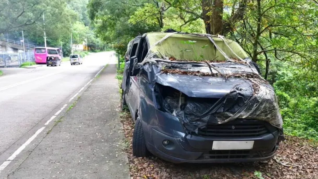 政府擬收緊車輛登記領牌制度 打擊不當棄置廢車