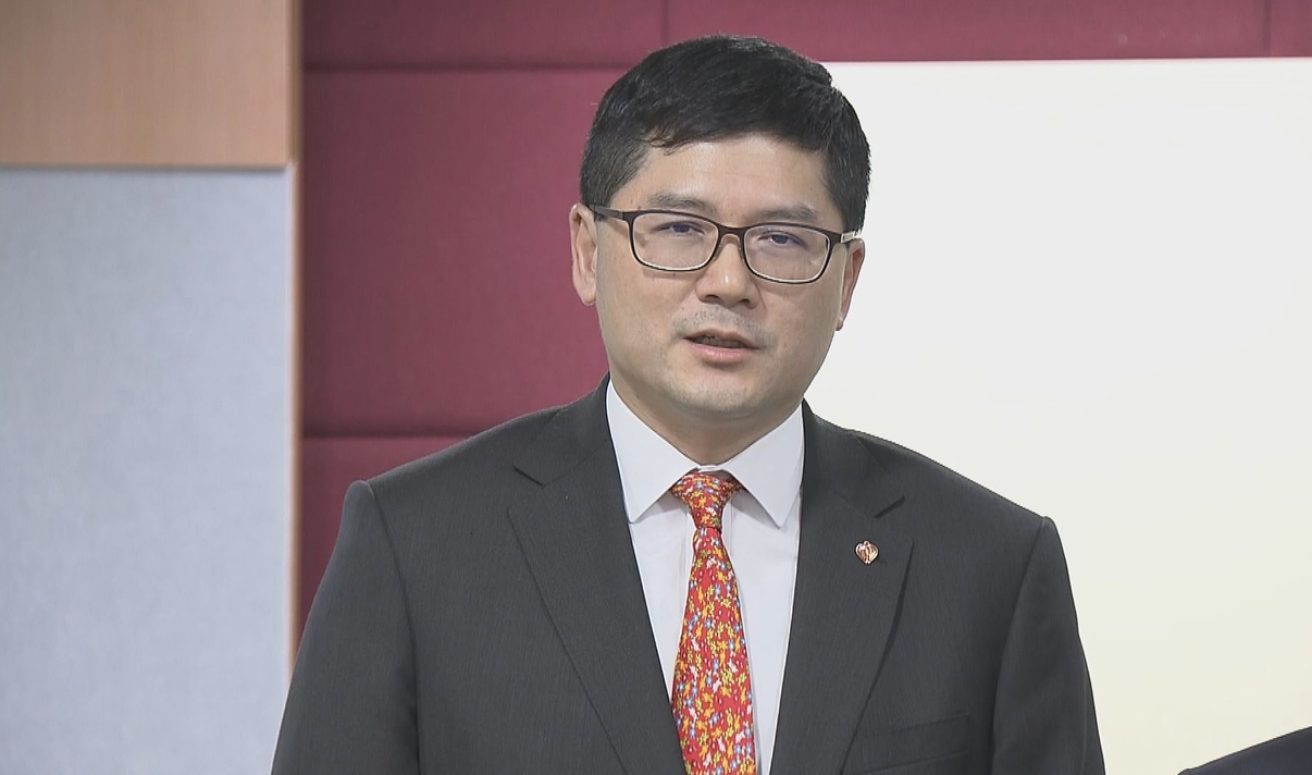 高拔陞：優化新藥物審批機制 料採購程序可減半