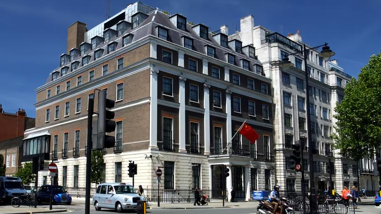 「35+」顛覆案｜中國駐英使館：堅決反對英方官員發表涉港錯誤言論 敦促立即停止