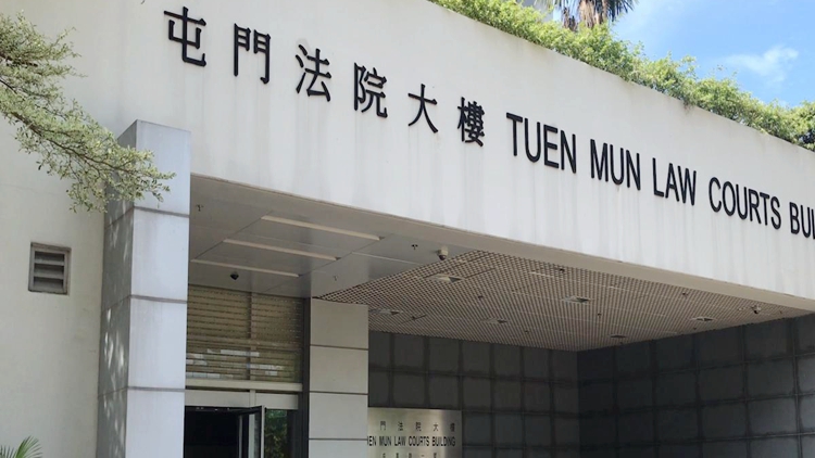 元朗安寧路一住宅大廈天台僭建 2業主被罰款逾14萬元