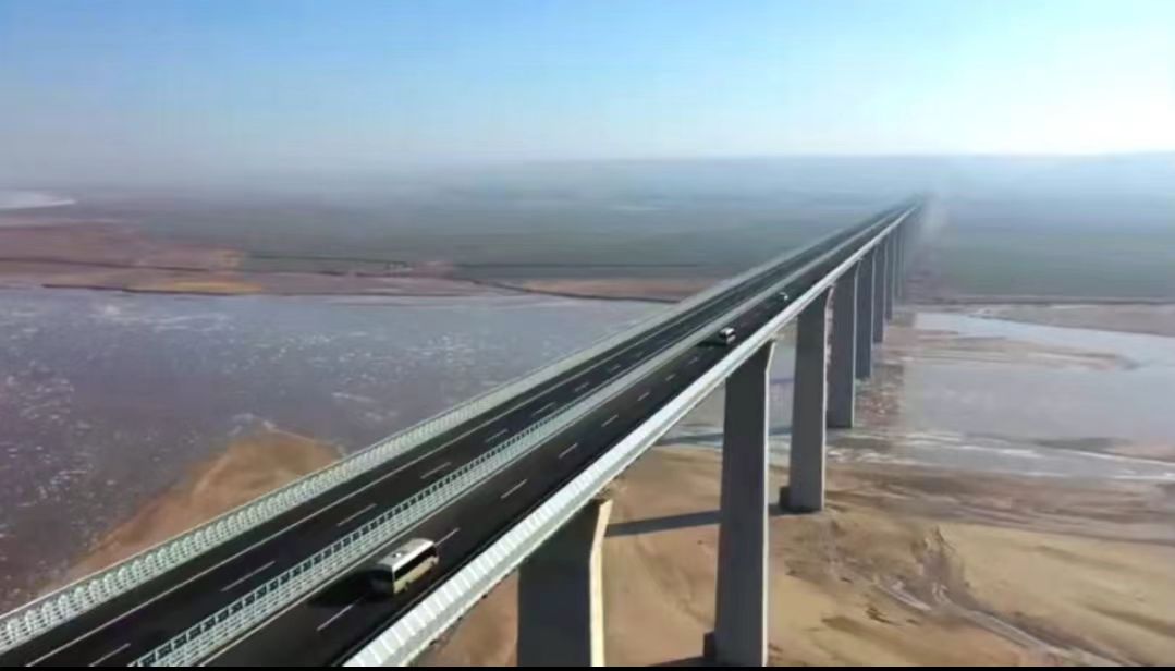 晉陝天塹再添通途 山西臨猗黃河大橋正式通車