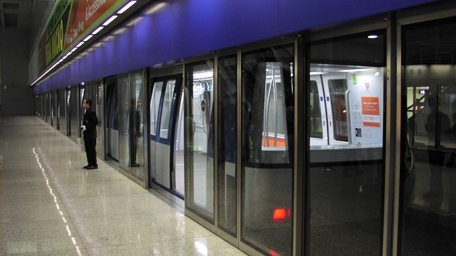 機場捷運系統幼童跌落月台空隙事故 政府要求機管局落實改善措施