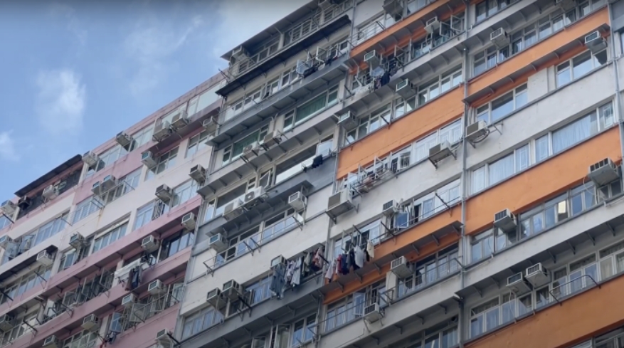 何永賢：爭取年內完成簡樸房相關立法 料3000個公屋單位今年完工