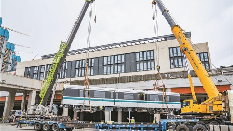 地鐵6號線支線二期首列車到位 全線年內通車