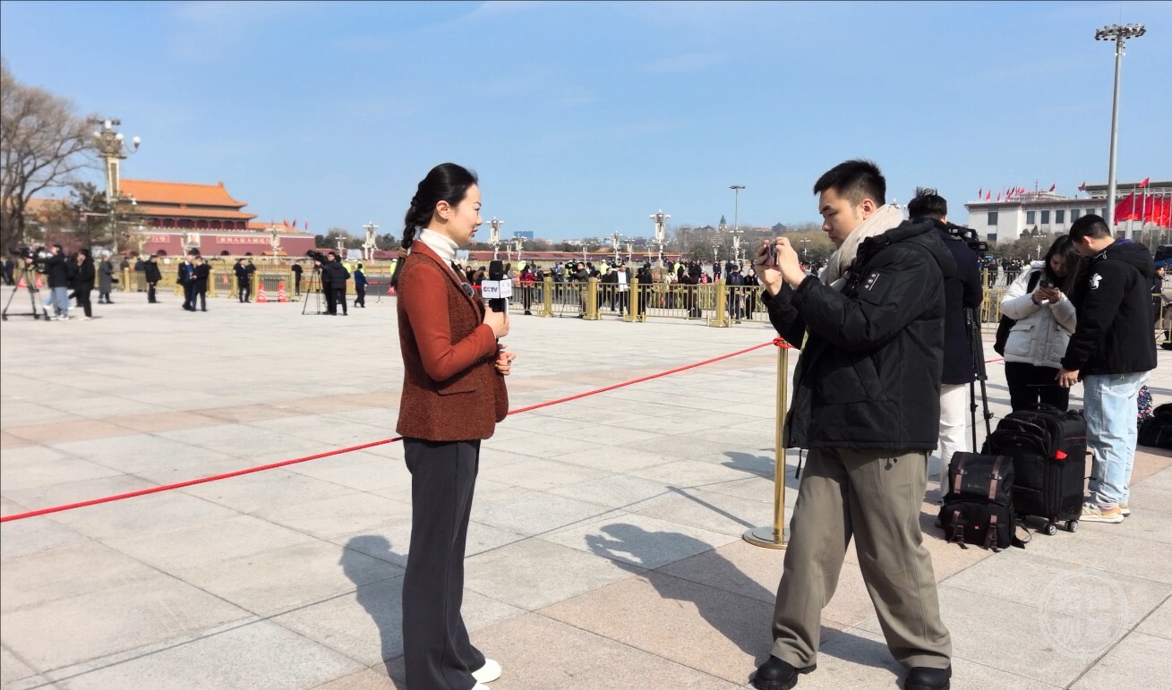 兩會日記·初探「新聞大戰」現場