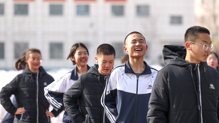 政府工作報告：制定實施教育強國建設三年行動計劃