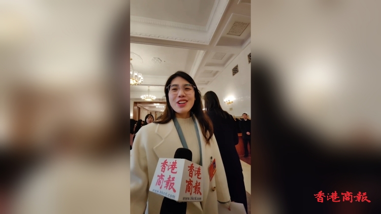 有片丨奧運游泳冠軍張雨霏祝大家婦女節快樂