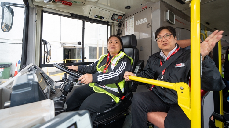 九巴為女性創造平等工作機會 女車長5年增長近三成 