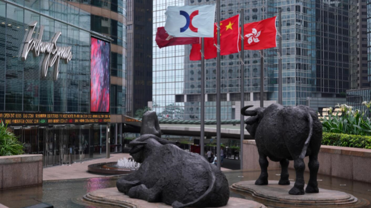 【早市盤點】港股競價時段跌115點 赤峰黃金首掛開市持平