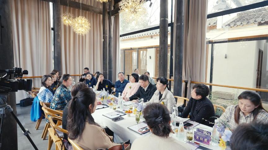 皖屯溪：巾幗綻芳華 智匯創未來