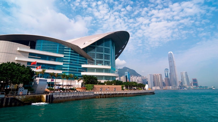 全國兩會｜中總：兩會是強心針 為香港發展指明方向