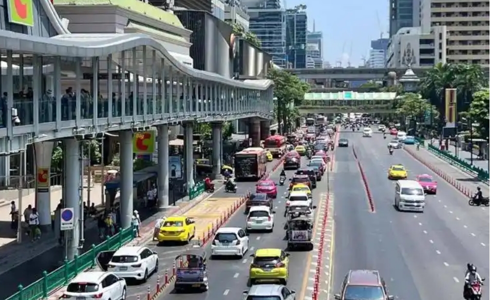 報告稱泰國消費者信心指數五個月來首次下滑