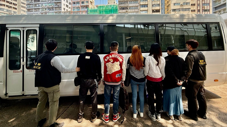 警方旺角搗破非法釣魚機賭場 拘捕6名男女