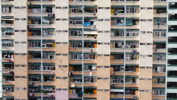 房委會通過收緊公屋「富戶政策」 額外租金調高至2.5至4.5倍