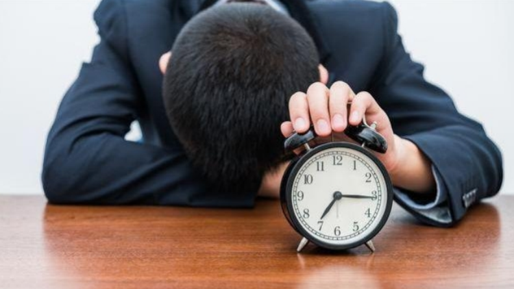 調查：我國成人夜間平均睡眠不足7小時