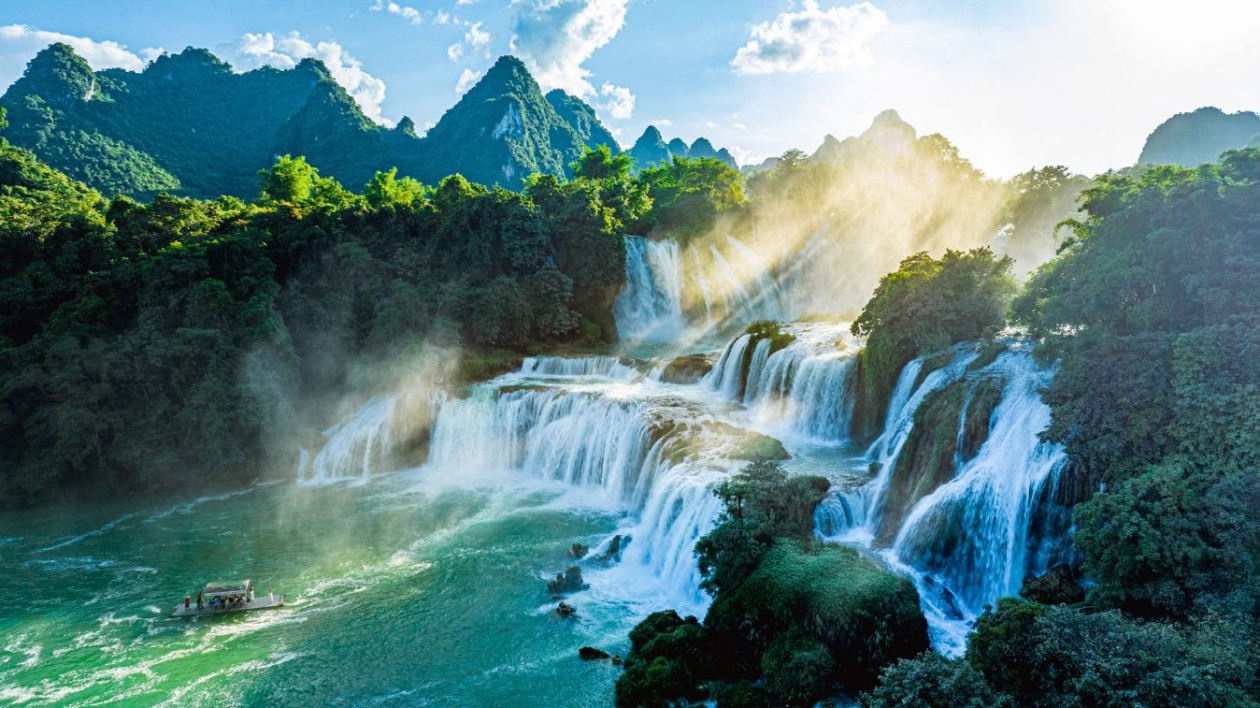 2025「廣西三月三」民歌擂台賽啟幕 以歌為媒促文旅融合