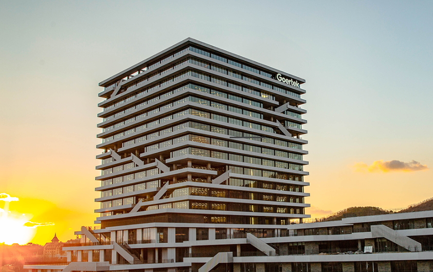 歌爾股份2024年營收首破千億 淨利潤增長超一倍