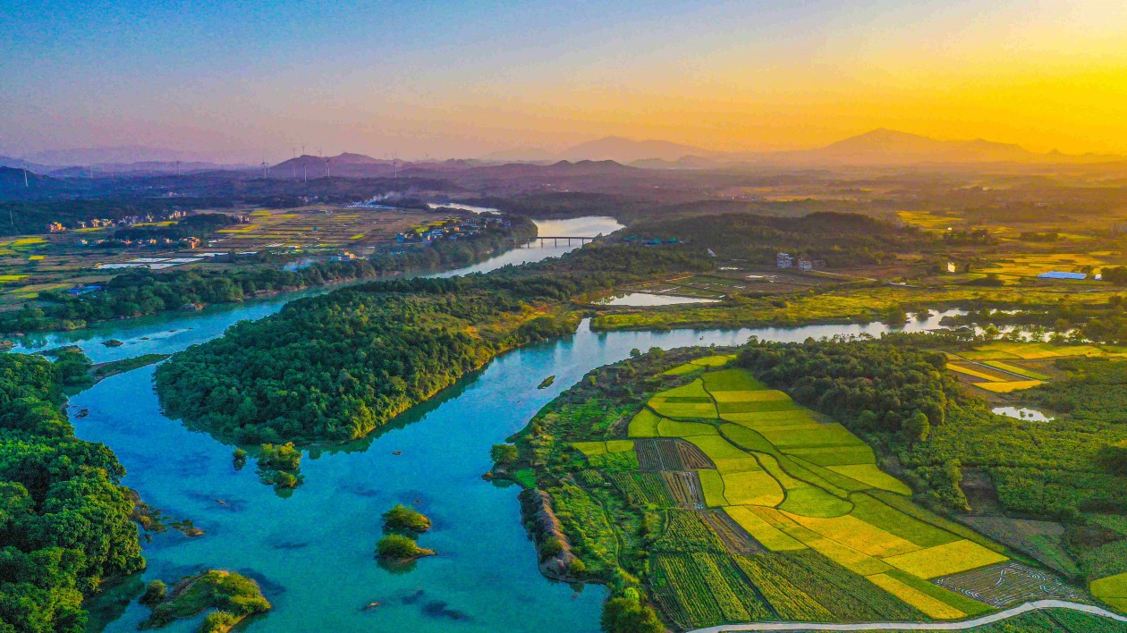 來道縣 赴馬拉松「追光」之旅