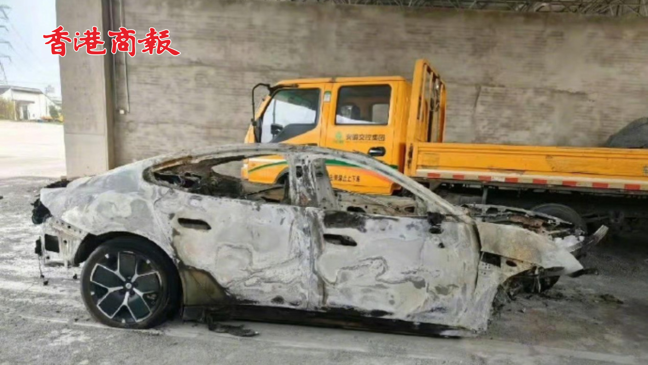 有片丨小米SU7高速碰撞爆燃致3死 事件細節曝光