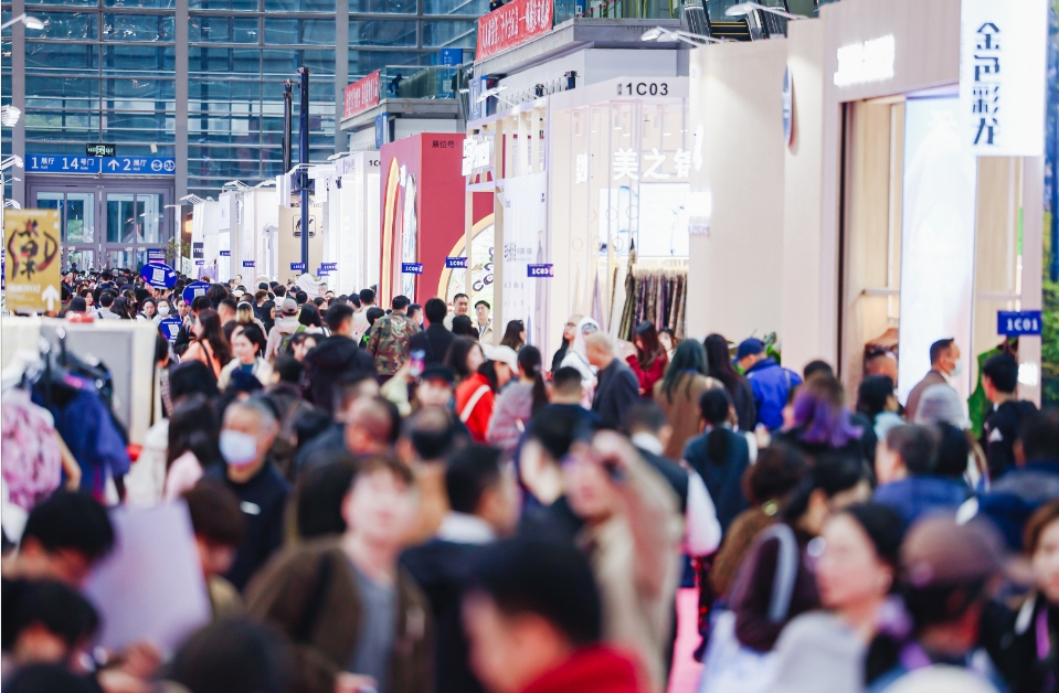 第30屆時尚之源深圳展、AW25深圳原創時裝周盛大啟幕