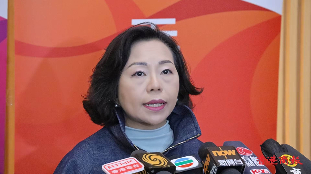 區議員工作報告公開 麥美娟：市民須登記後查閱是一貫安排