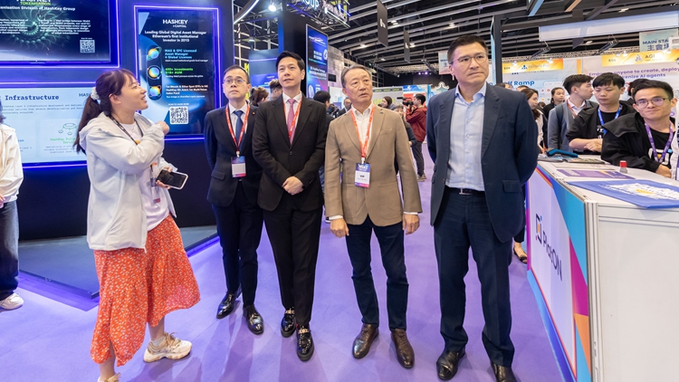 立法會議員參觀香港Web3嘉年華 了解Web3及虛擬資產發展