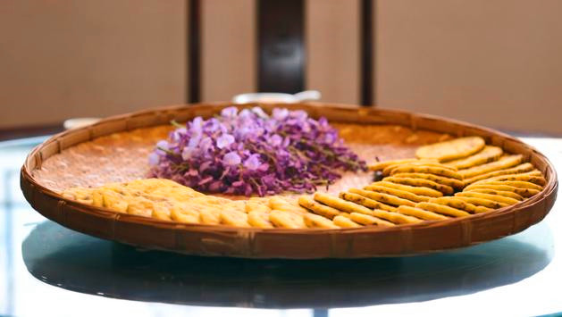 皖徽州區：紫藤成花瀑  珍饈品春意