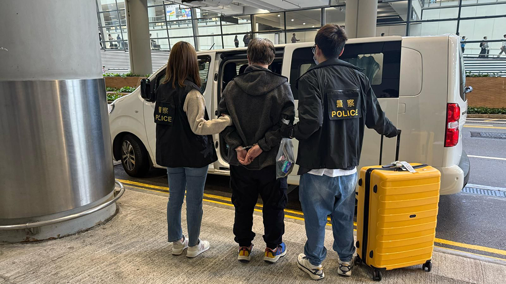 警方機場反毒品行動 拘一男檢1340萬元氯胺酮