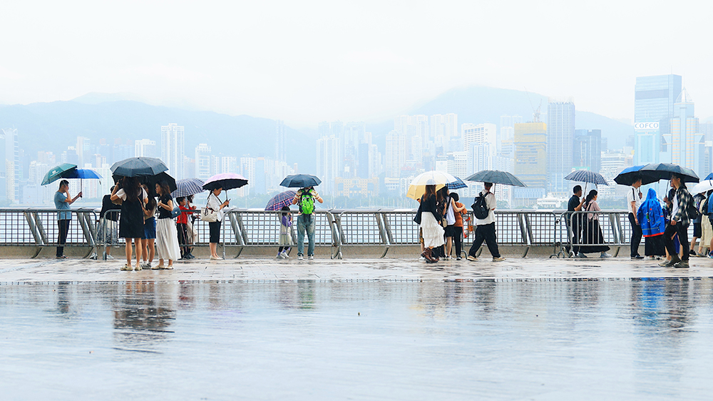 天文台：驟雨及強烈狂風雷暴下午至黃昏影響珠江口一帶
