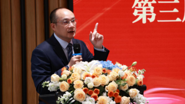 曾鐵山當選深圳市岳陽商會會長