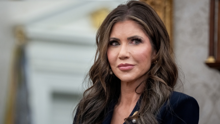 美國土安全部長於餐廳遭竊 重要證件被盜