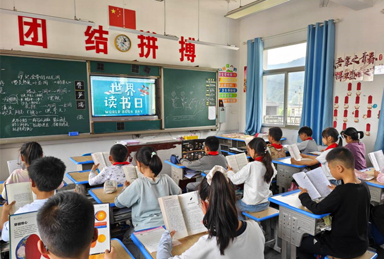 皖黟縣柯村鎮：書香潤童心 綠色護成長
