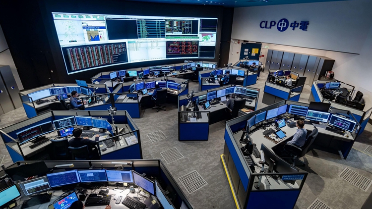 中電大埔系統控制中心啟用40載 兩代工程師傳承「定快準」特質