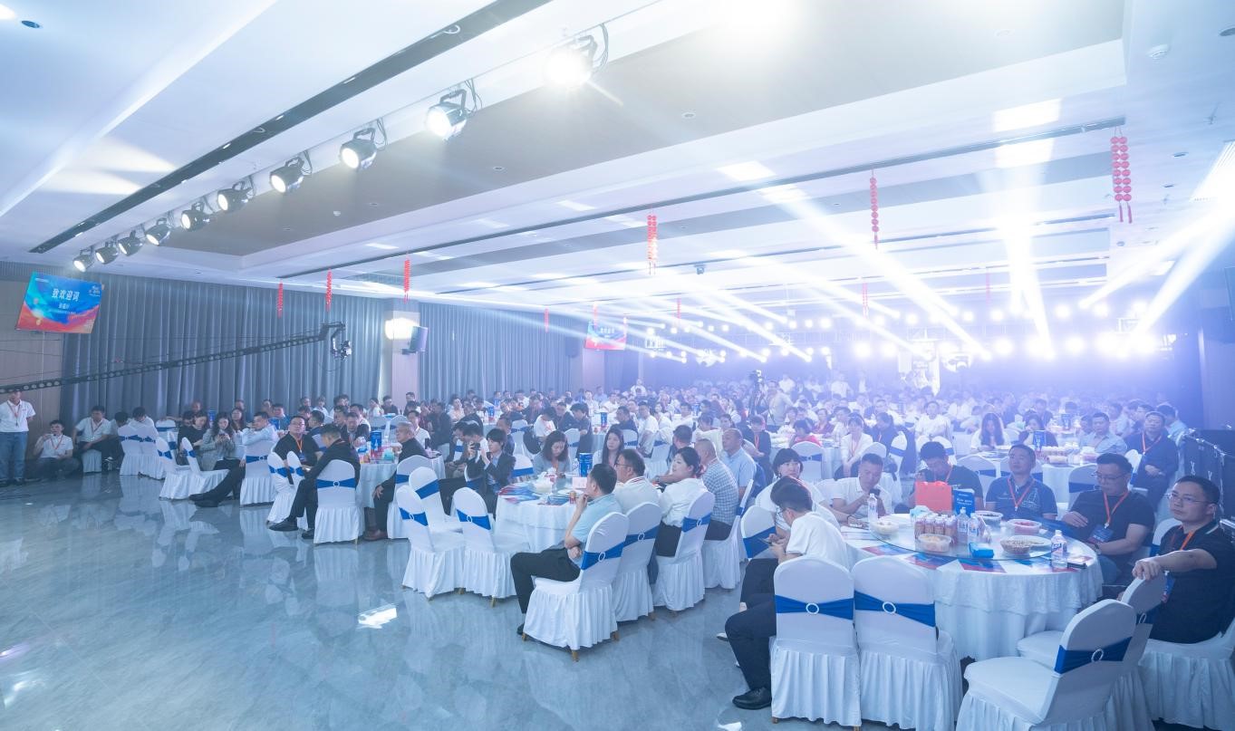 湖南興元科技新品發布 推動智慧零售行業生態升級