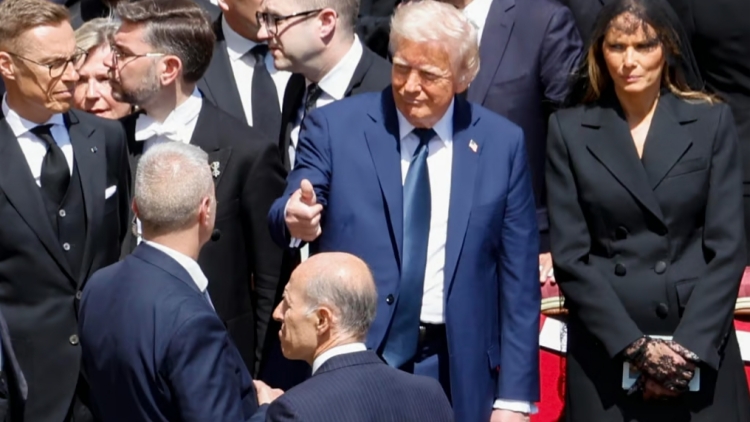 特朗普開玩笑稱想當教皇