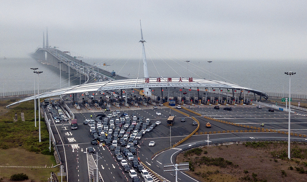 「五一」假期港珠澳大橋珠海口岸車流量預計日均突破2.2萬輛次
