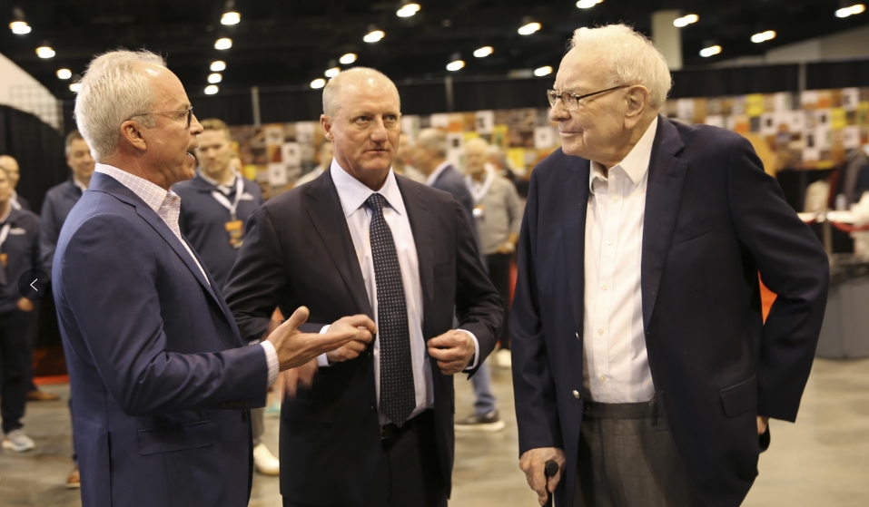 巴郡美股早段大跌6%  巴菲特辭任CEO震動市場阿貝爾明年元旦接棒