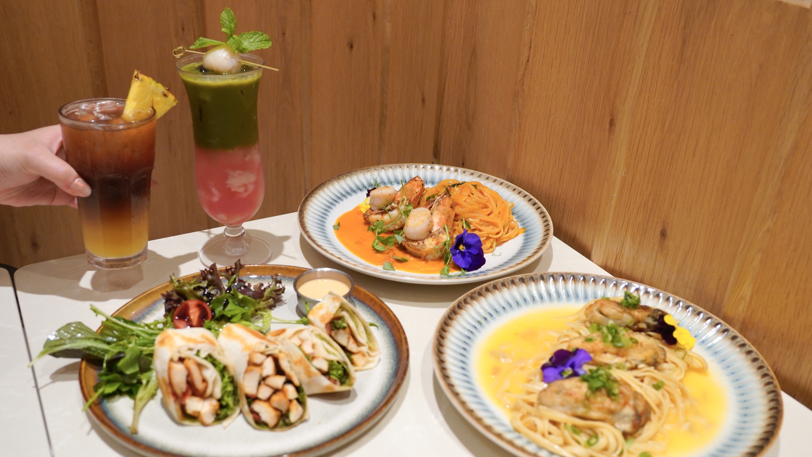 【美食】邊打卡邊嘗夏日海陸空滋味