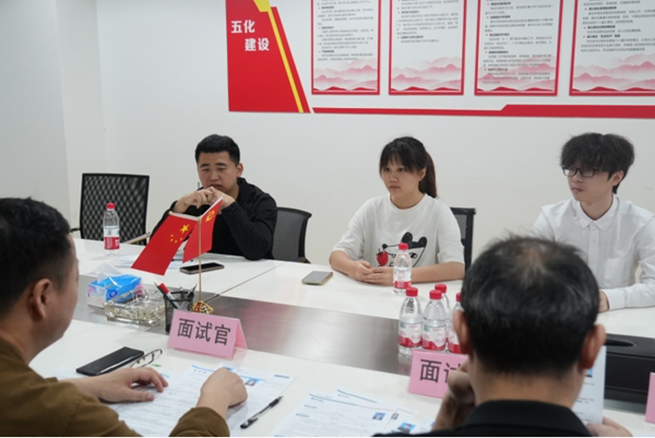 超能機器人開創基於MVP產品的大學生創業團隊招募新模式