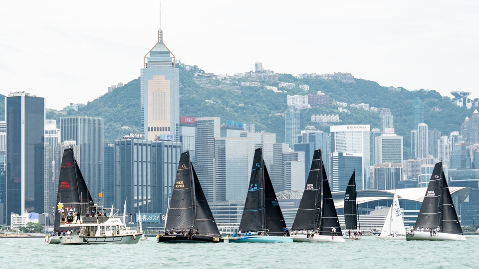 春季帆船賽煞科 逾500位帆手維港獻技